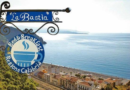 シッラ La Bastia Bed & Breakfast エクステリア 写真